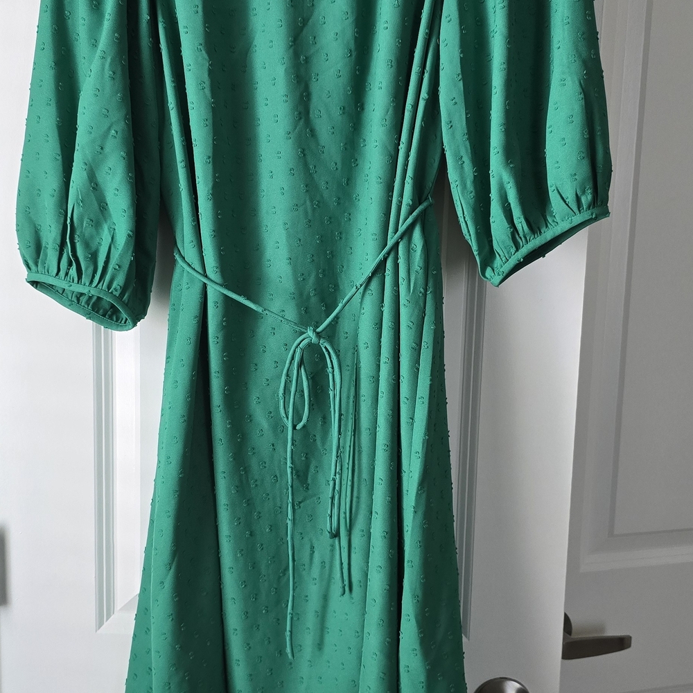 Ann Taylor Vibrant Green Dress